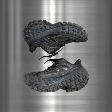 Balenciaga Bouncer スニーカー　black BALENCIAGA Bouncer mesh and rubber platform sneakers | NET-A