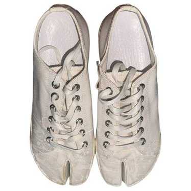 MAISON MARTIN MARGIELA Size 8 Charcoal Leather Tabi Wedge