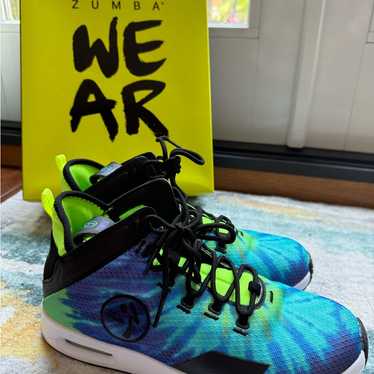 ZUMBA ピンク ハイカット シューズ Zumba Air Classic High Red – Zumba Wear | STRONG iD