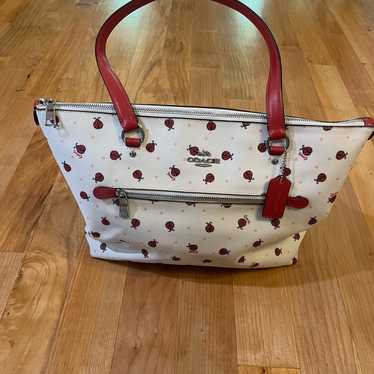 Coach Ltd Ed Green Soho Optic Sig C Sm Lady Bug Applique
