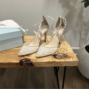 【美品】Bella Belle Anita アイボリー　23.5 US6.5 Bella Belle - Anita | MaidenWhite