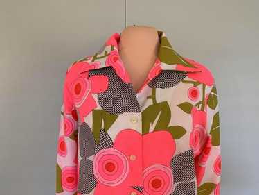 Mod Flower Power Print Pykettes Blouce. Size M - image 1