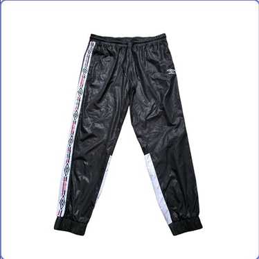 【UMBRO】\"nylon Jacket & pant setup\" 上L下XL X UMBRO NYLON TRACK JACKET & TROUSERS(BLACK) – BASICKS