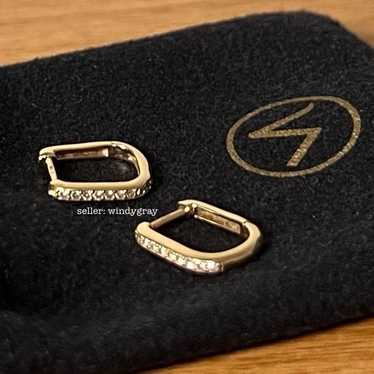 14k Gold, White Gold & Platinum 4mm Curve Band Ring
