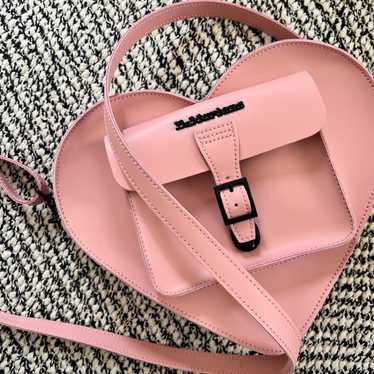 Dr Martens★LLIC SHIFT HEART BACKPACK★2WAY★POWDER PINK Metallic Shift Leather Heart Shaped Bag in Powder Pink | Dr