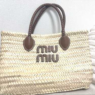 miu miu バケットバッグ ベージュ ミュウ ミュウ(Miu Miu)ミュウ ミュウ バケットバッグ