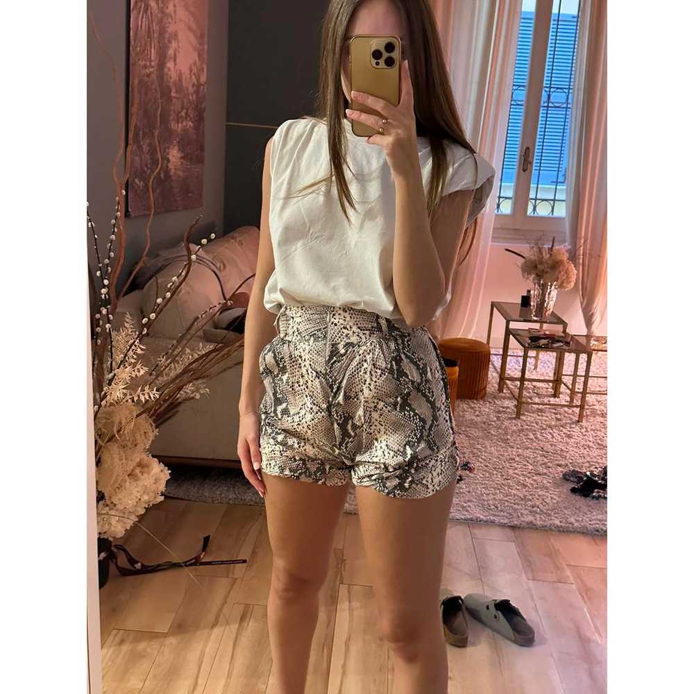 パンツ PHILOSOPHY DI LORENZO SERAFINI Ivory Polyester Blend Shorts Philosophy di Lorenzo Serafini Ivory Polyester Blend Shorts