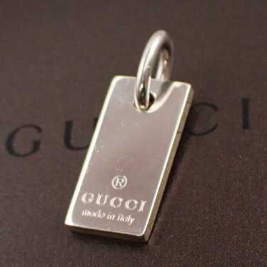 アクセサリー GUCCI SV925 Embossed Logo Pendant Top GUCCI SV925 Embossed Logo Pendant Top - メルカリ