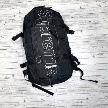 Supreme ブラックバックパック Supreme ブラック バックパック
