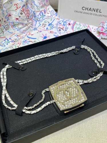 【ゴールド＆ビジューでエレガント】CHANEL キューブネックレス エクストレ ドゥ シャネル N°5 ネックレス イエローゴールド