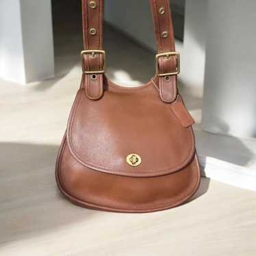 COACH VINTAGE BERKELEY 90'S RED SUEDE & LEATHER SADDLE BAG