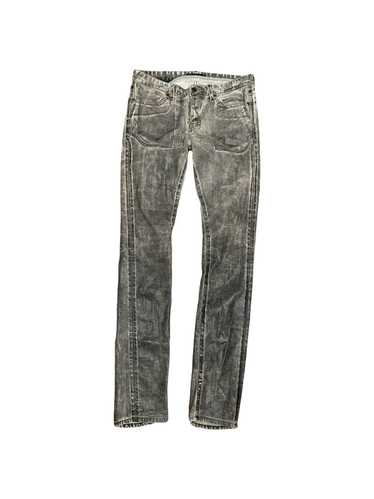 Civarize × distressed denim - Gem