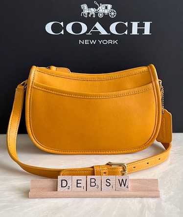 Vintage yellow coach crossbody - Gem