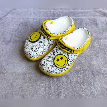 クロックスオリジナルsmiley world 25cm Crocs x smiley world - Gem
