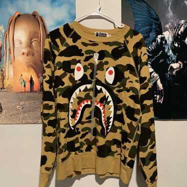 A BATHING APE　1ST CAMO SHARK CREWNECK BAPE 1st Camo Metal Zip Shark Crewneck Green Men's - US