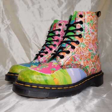 Daze Smiths in Multi | Dr. Martens
