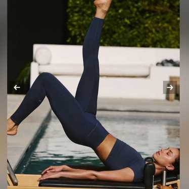 alo yoga エアリフト レギンス M 楽天市場】alo yoga high waist レギンスの通販