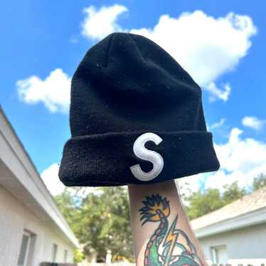 Supreme New Era S Logo Beanie (FW20) - $38
