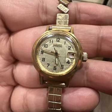SEIKO Vintage Hexagon Ring Watch 11-768A Gold Dial Manual