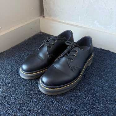 Dr. Martens ブラック レースアップシューズ