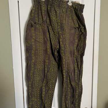 【美品】South2 West8 24SS Army String Pant Green Army String Trousers by South2 West8 on Sale