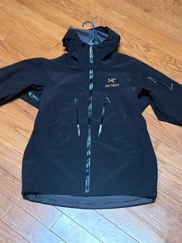 最新モデル新品24 Arc’teryx Alpha SV L Black 黒 Arc'teryx Alpha SV Jacket - 24K Black – Kith