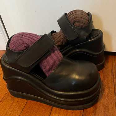 Unif wave platform mary - Gem