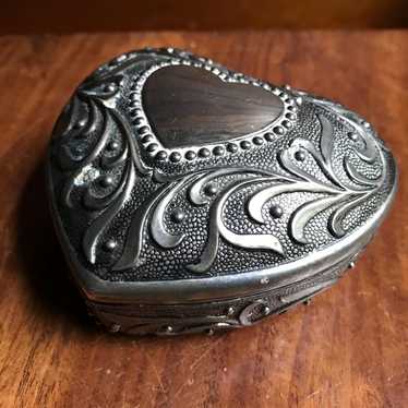 Silver heart jewelry box - Gem