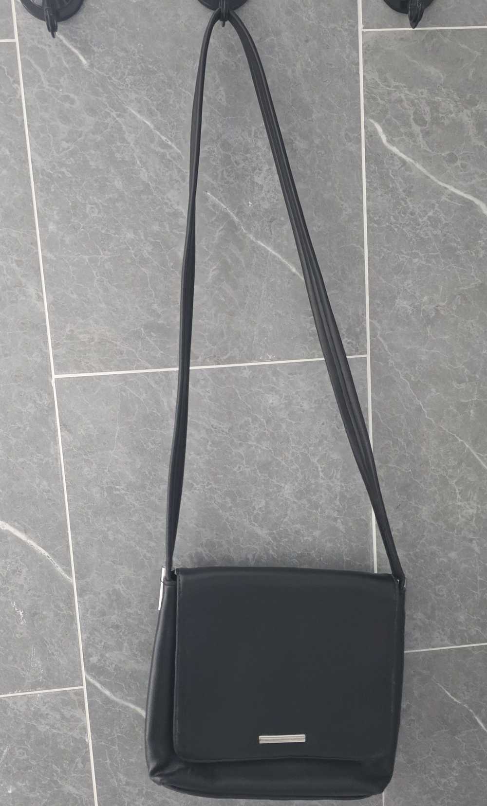 Nine West Nine West Black Leather Purse 10" L 2.5" W 9" H