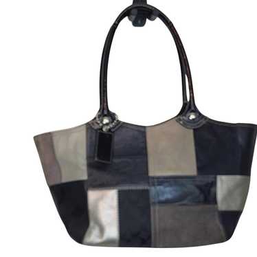 バッグ COACH Bleeker Legacy Soho Hand Bag Rare COACH Bleeker Legacy Soho Hand Bag Rare