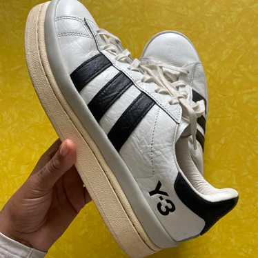 【関税込み】Y-3 ブラック Regu スニーカー Y-3（ワイスリー）の「Y-3 REGU（スニーカー）」 - WEAR