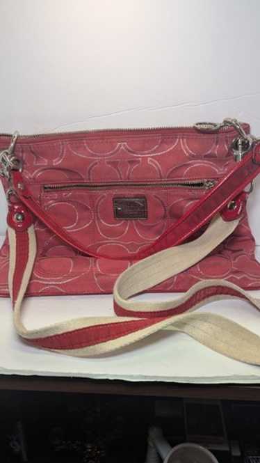 Pink poppy coach - Gem