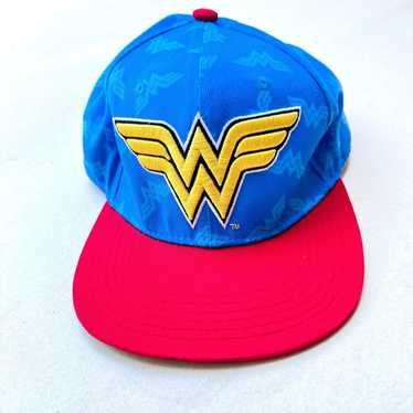 Dcs hat wonder woman - Gem