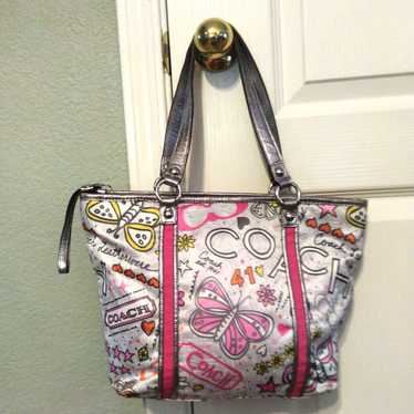 Vintage coach butterfly - Gem