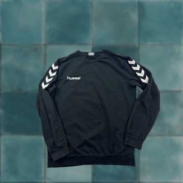hummel デンマーク代表 ナイロンジャケット ジップ シェブライン 刺繍ロゴ 2024 デンマーク代表 ラインナップジャケット／サッカーショップKAMO