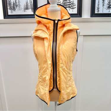 ルルレモン　lululemon 中綿　ベスト　リバーシブル　イエロー　蛍光色 Lululemon Power Pivot Ribbed Tank Top - Highlight Yellow