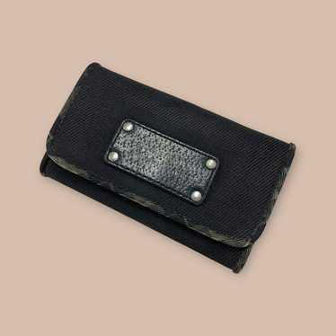 Burberry blue label key - Gem
