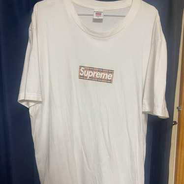 Supreme ワンボックスロゴ　S ホワイト Supreme Washed Box Logo Crewneck 
