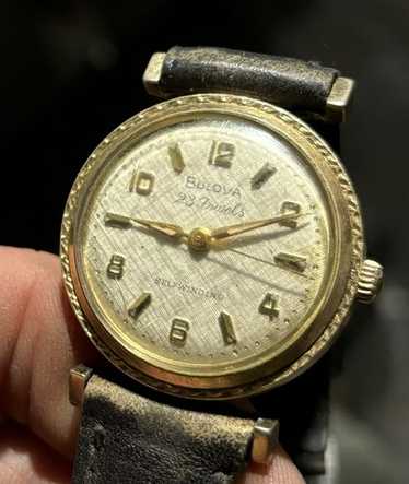 ビンテージBulova 23 automatic gold bezel Beautiful Vintage 23 Jewel Working Automatic BULOVA Men's