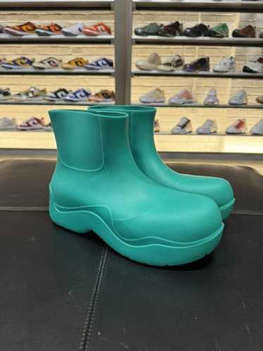 (W) Bottega Veneta Puddle Ankle Glass ★ 関税/送料込 Bottega Veneta Puddle Ankle Boots in Glass | FWRD