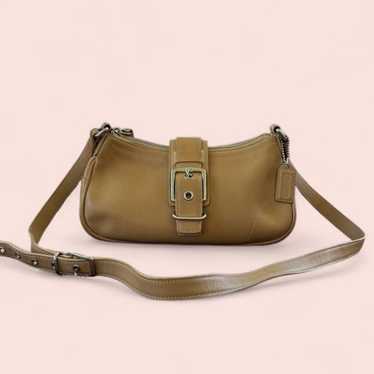 バッグ Coach Baguette Hampton Semi Demi Bag il_1080xN.6785509003_rnug.jpg