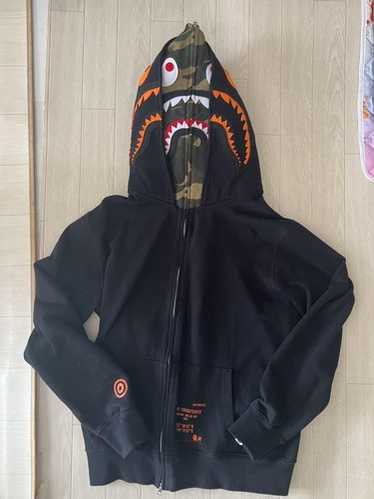 BAPE x UNDEFEATED コラボ　シャークパーカー L BAPE x Undefeated Double Shark Full Zip Hoodie Black メンズ