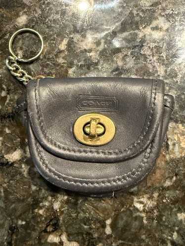 Old Coach City Key Fob Turn Rock Lime