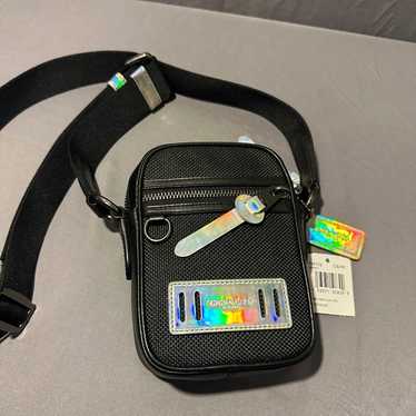 4種から COACHxMarvel Terrain Crossbody 4種から COACHxMarvel Terrain Crossbody