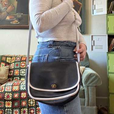小物 Vintage Coach Navy Compact Clutch Rare Vintage Coach Navy Compact Clutch - Rare | Mercari