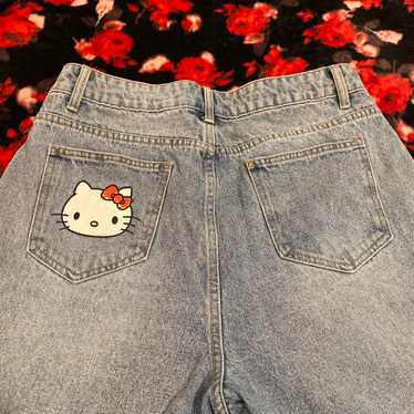 SHEIN X Hello Kitty Letter & Cartoon Print Drop Shoulder
