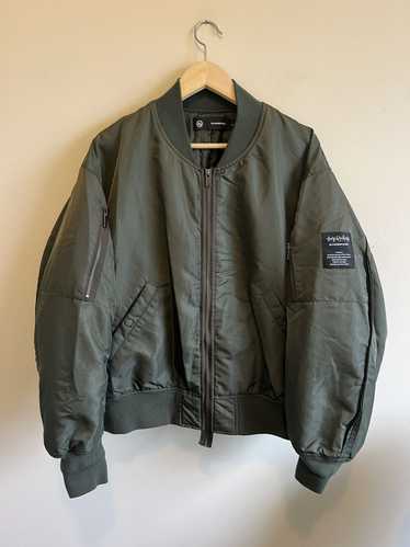 Undercover gu bomber - Gem