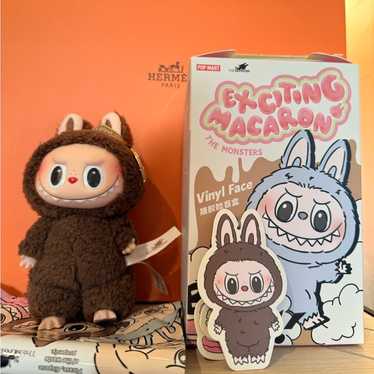 ぬいぐるみ LABUBU Exciting Macaron Chestnut Cocoa AUTHENTIC* Pop Mart Labubu Exciting Macaron Chestnut Cocoa