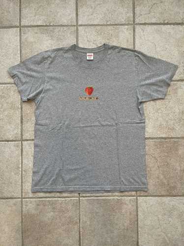 Supreme supreme strawberry tee - Gem