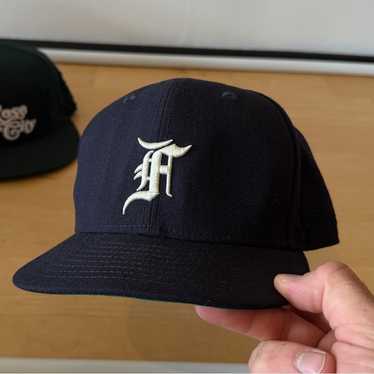 Fear of god fitted - Gem
